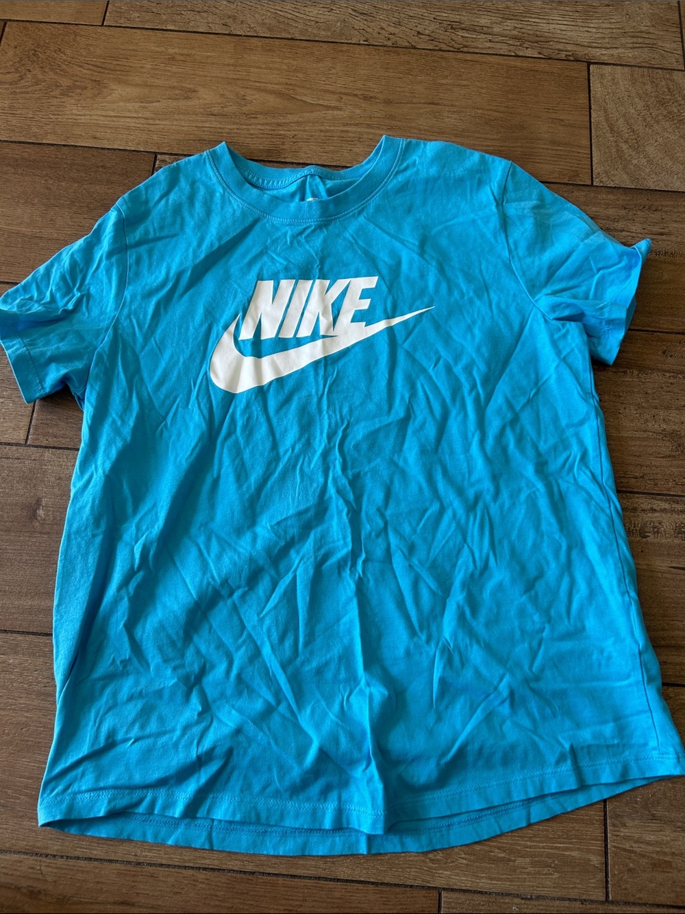 Nike Women’s Aqua Blue Logo Swoosh T-Shirt Size M